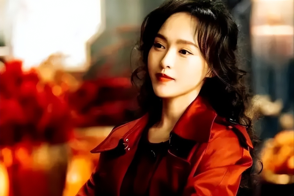 河内1.5分彩:一场戏拍86次,成《繁花》败笔,唐嫣到底冤不冤?